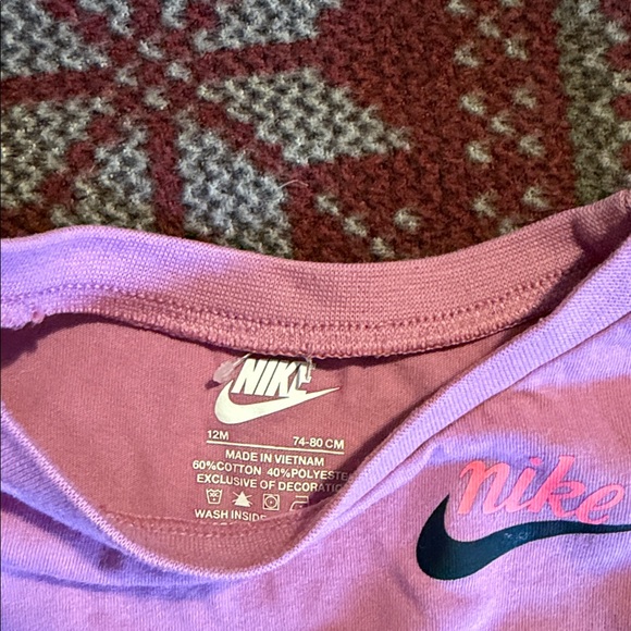 Nike Pink Top and Black Shorts Set - Picture 2 of 2